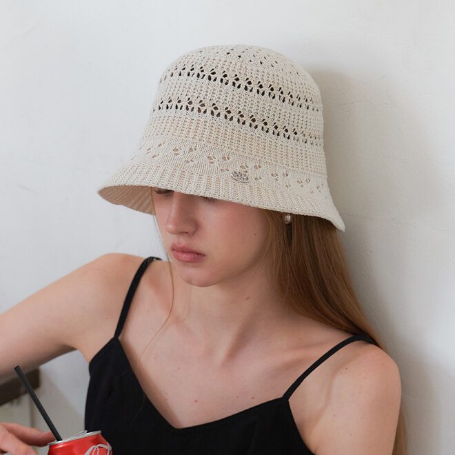 flower punching bucket hat_oatmeal