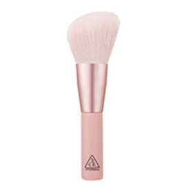 3CE Multi Use Brush Wood