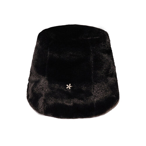 RABBIT BLACK BUCKET HAT